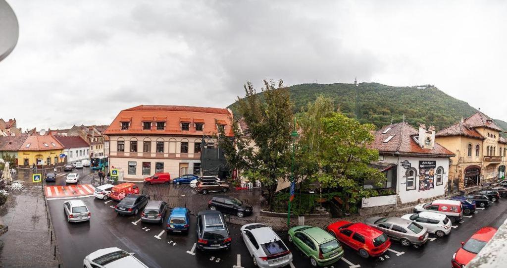 Apartament Dinicu, Brasov, Romania Luaran gambar