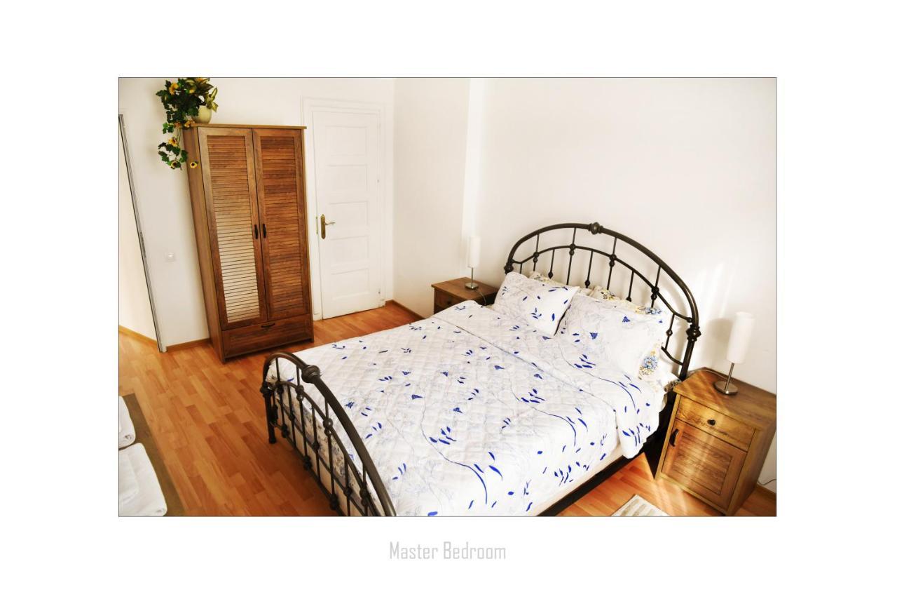 Apartament Dinicu, Brasov, Romania Luaran gambar
