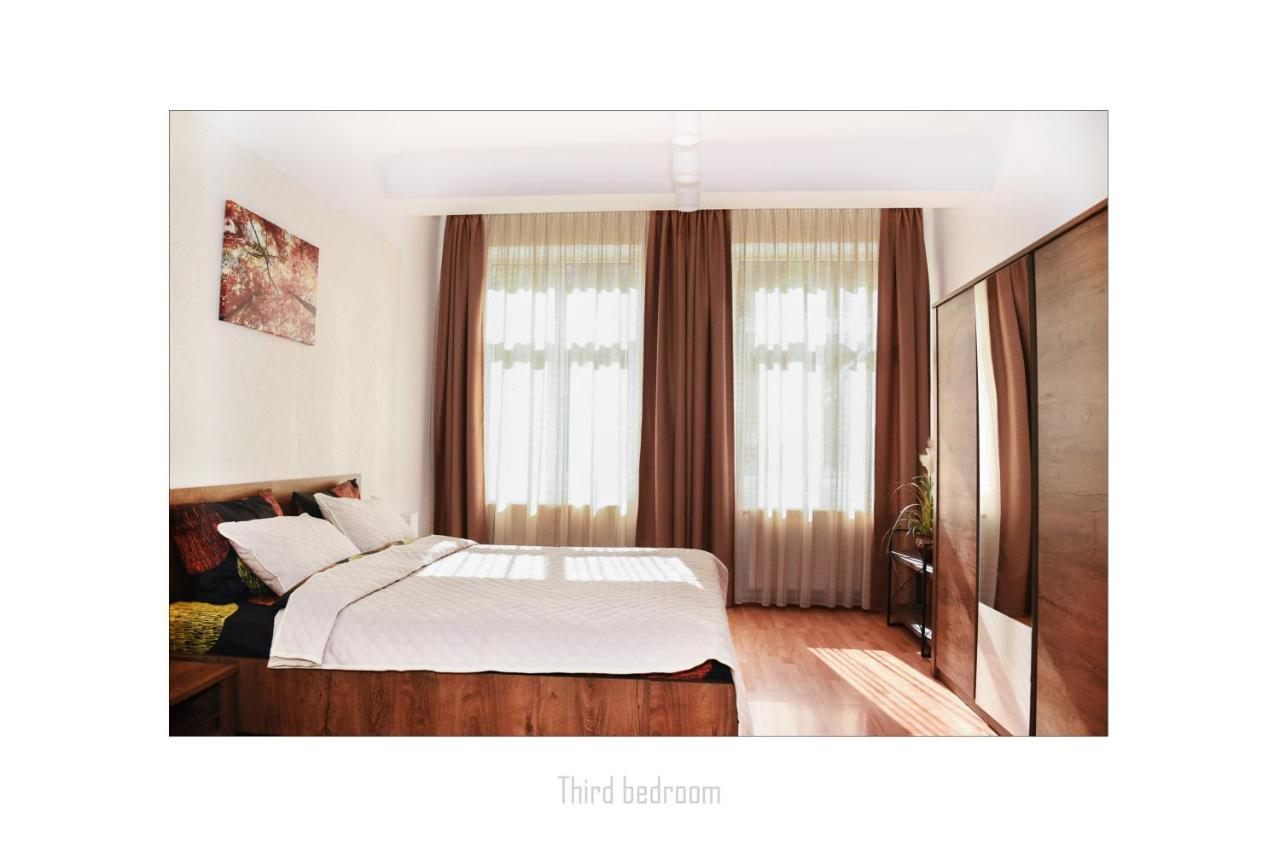 Apartament Dinicu, Brasov, Romania Luaran gambar